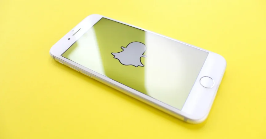 How to use SnapChat safely - a guide for parents - Ever Accountable